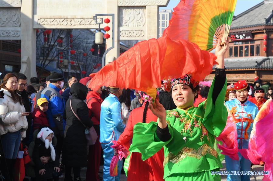 CHINA-SHANDONG-QINGDAO-FESTIVAL DE PRIMAVERA-TRADICION