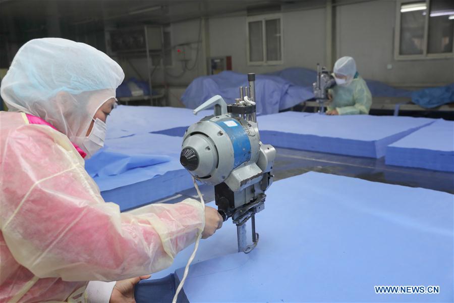 CHINA-CORONAVIRUS-EQUIPO DE PROTECCION-SUMINISTRO