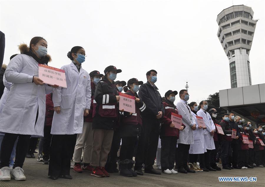 CHINA-SICHUAN-CHENGDU-TRABAJADORES MEDICOS-WUHAN-AYUDA
