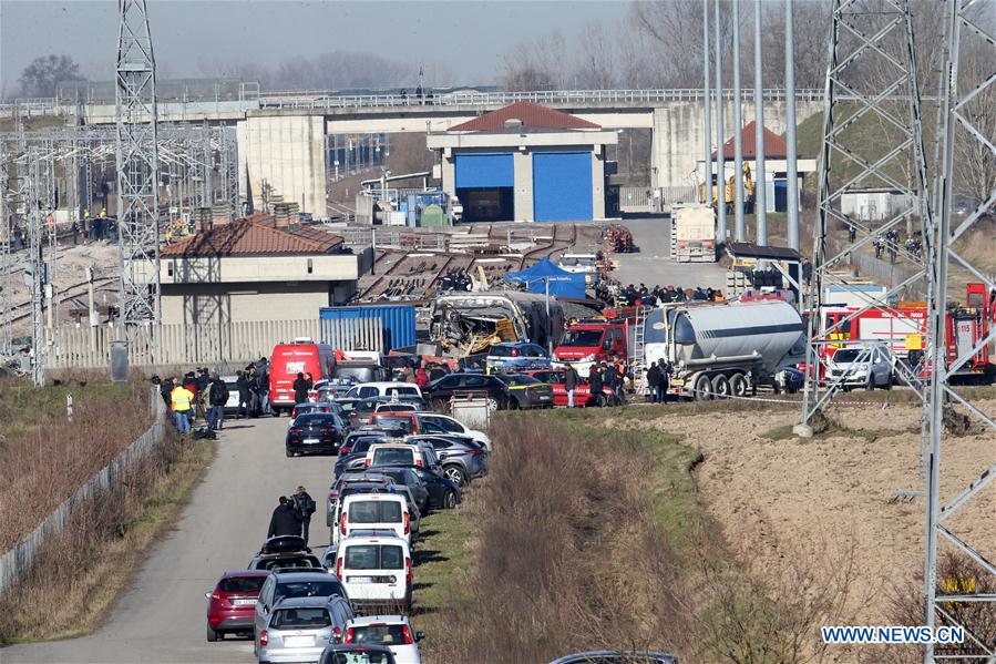 ITALIA-LODI-TREN-DESCARRILAMIENTO
