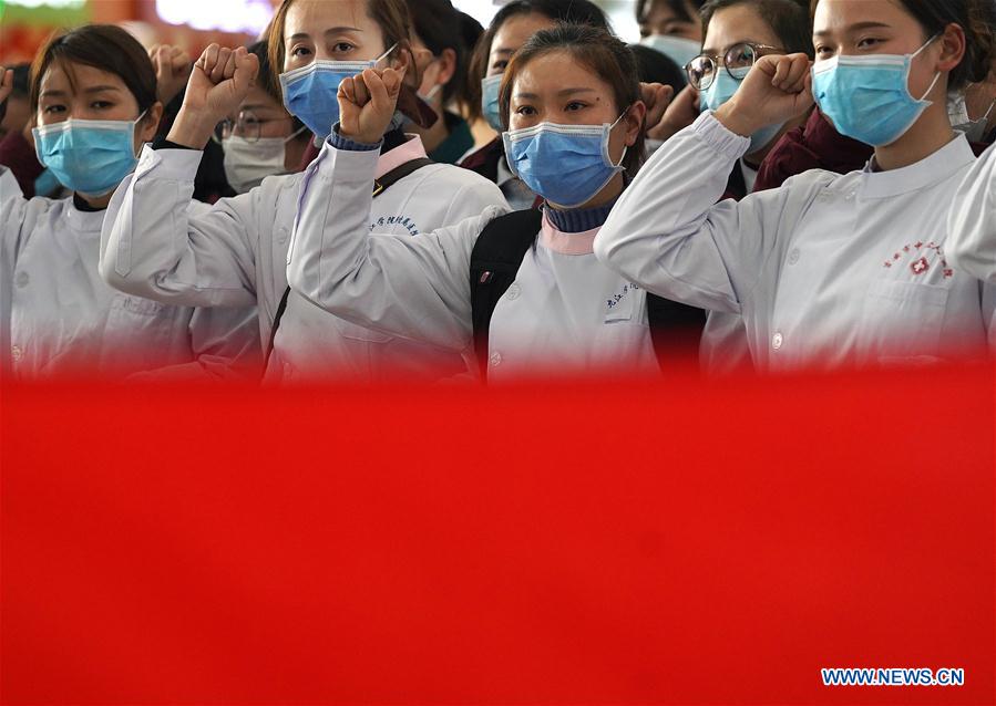 CHINA-JIANGXI-NANCHANG-EQUIPO EN ATENCION MEDICA-AYUDA