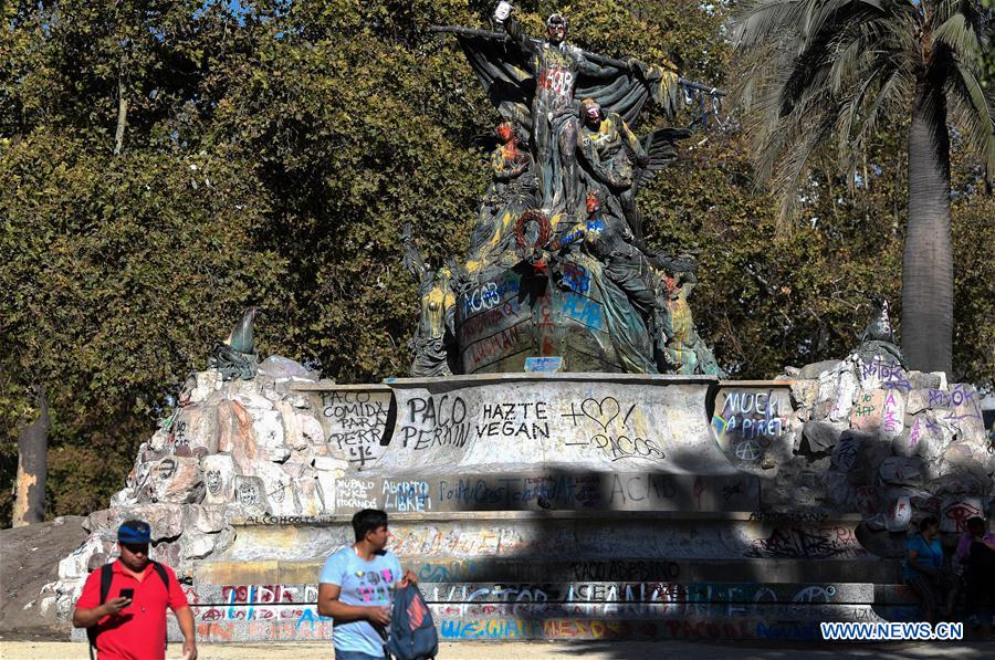 CHILE-SANTIAGO-MONUMENTOS