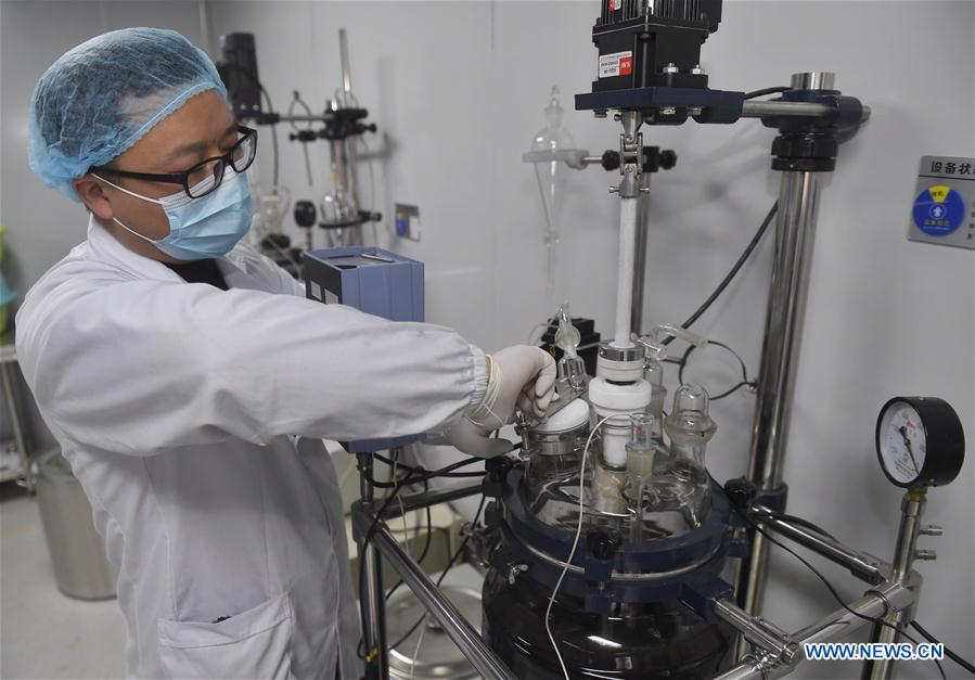 CHINA-CHENGDU-CORONAVIRUS-KITS-SUMINISTRO