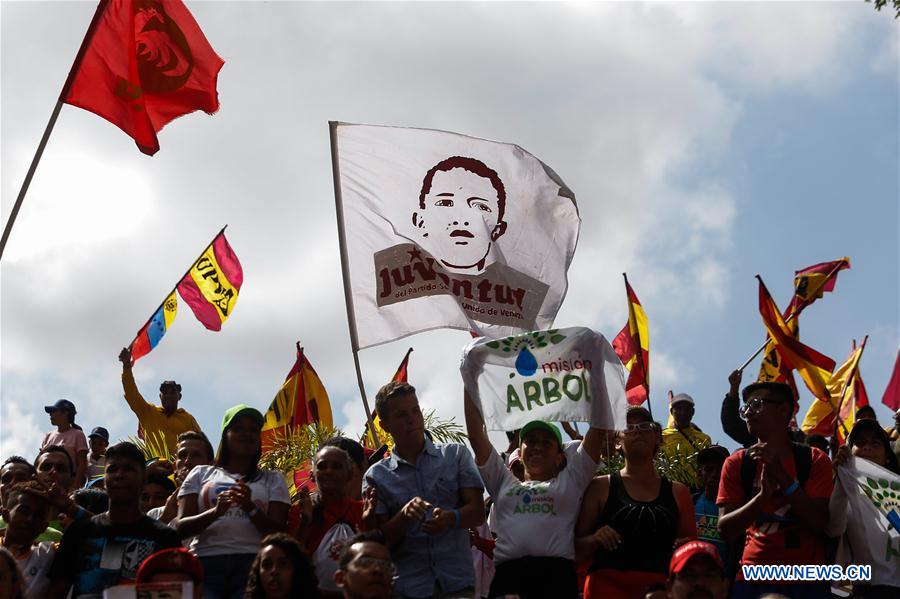 VENEZUELA-CARACAS-MADURO-JUVENTUD