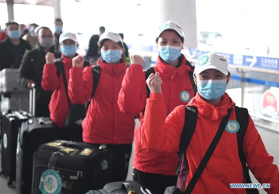 CHINA-GUANGXI-NANNING-NUEVO CORONAVIRUS-EQUIPO MEDICO-AYUDA