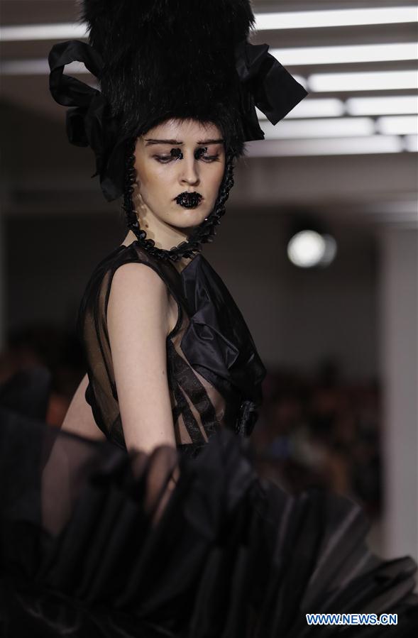 REINO UNIDO-LONDRES-SEMANA MODA-ON OFF PRESENTS