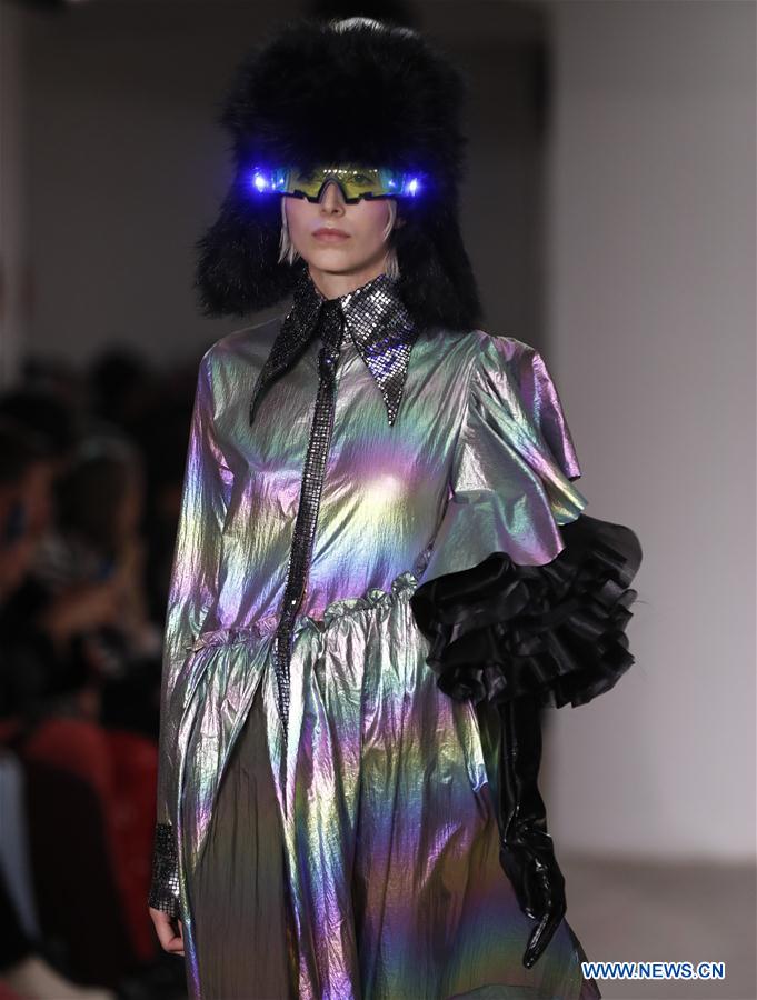 REINO UNIDO-LONDRES-SEMANA MODA-ON OFF PRESENTS