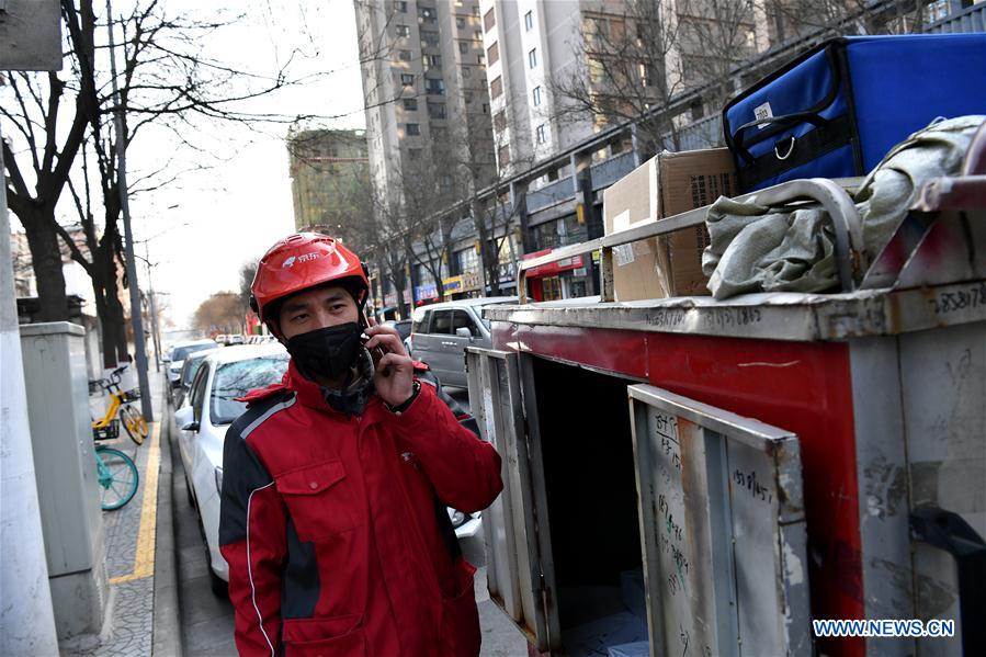 CHINA-SHAANXI-REPARTIDOR