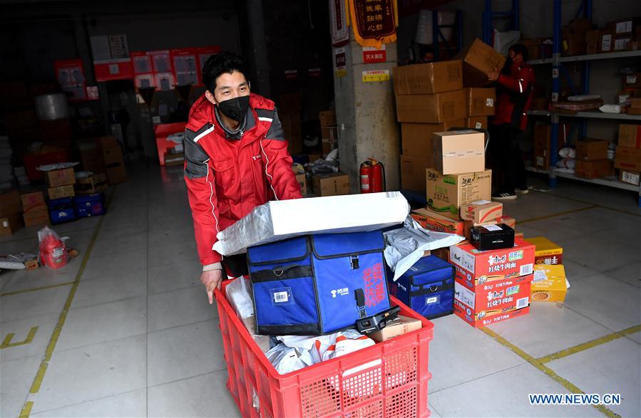 CHINA-SHAANXI-REPARTIDOR