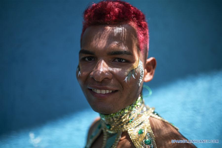 COLOMBIA-BARRANQUILLA-CARNAVAL-SERIE