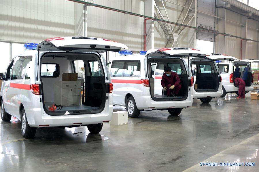 CHINA-HEFEI-CORONAVIRUS-AMBULANCIA-PRODUCCION