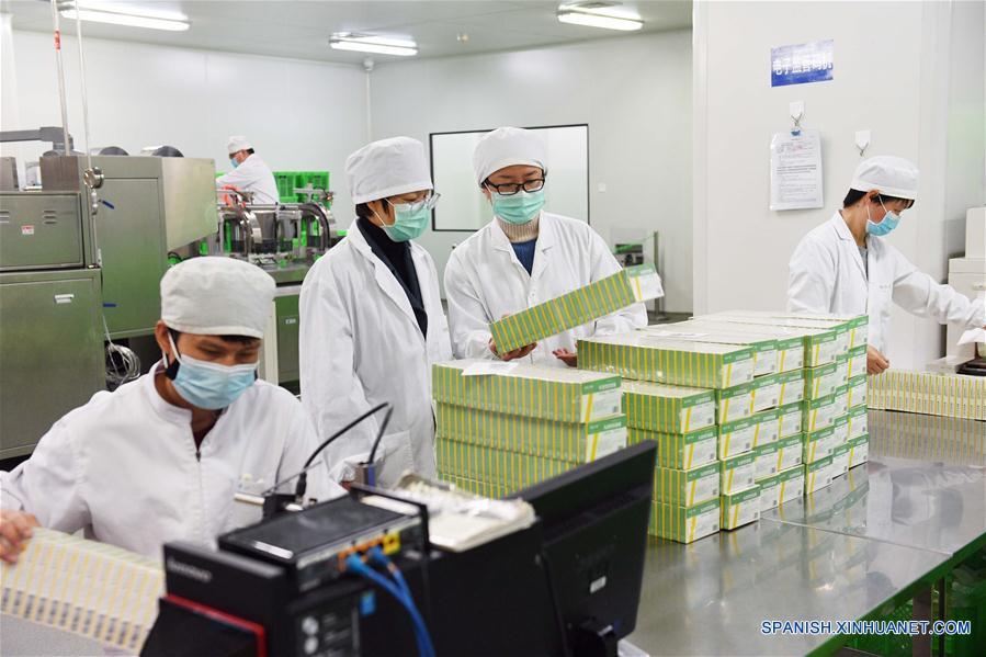 CHINA-YUNNAN-KUNMING-PRODUCCION FARMACEUTICA 