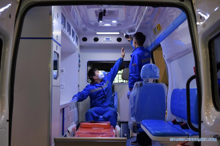 CHINA-JIANGXI-NANCHANG-AMBULANCIAS-PRODUCCION