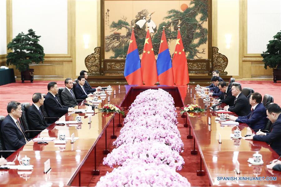 CHINA-BEIJING-XI JINPING-PRESIDENTE DE MONGOLIA-CONVERSACIONES