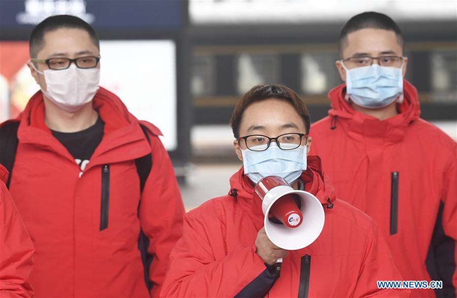 CHINA-CHONGQING-EQUIPO MEDICO-SALUD MENTAL-AYUDA-HUBEI