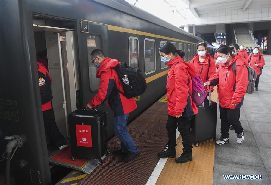 CHINA-CHONGQING-EQUIPO MEDICO-SALUD MENTAL-AYUDA-HUBEI