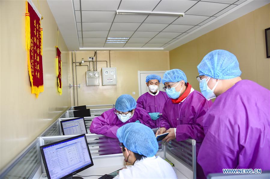 CHINA-HUBEI-XIAOGAN-COVID 19-CHONGQING-EQUIPO MEDICO-AYUDA