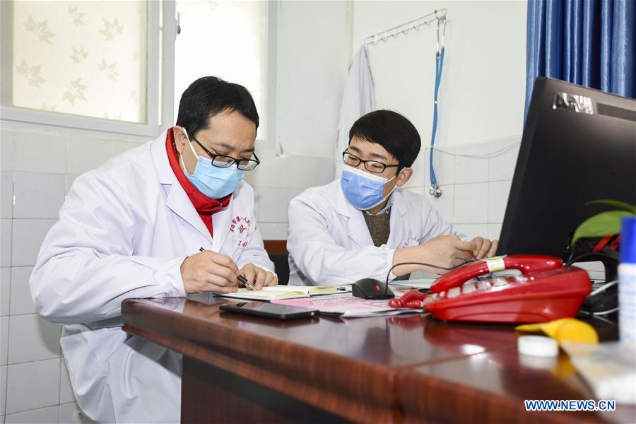 CHINA-HUBEI-XIAOGAN-COVID 19-CHONGQING-EQUIPO MEDICO-AYUDA