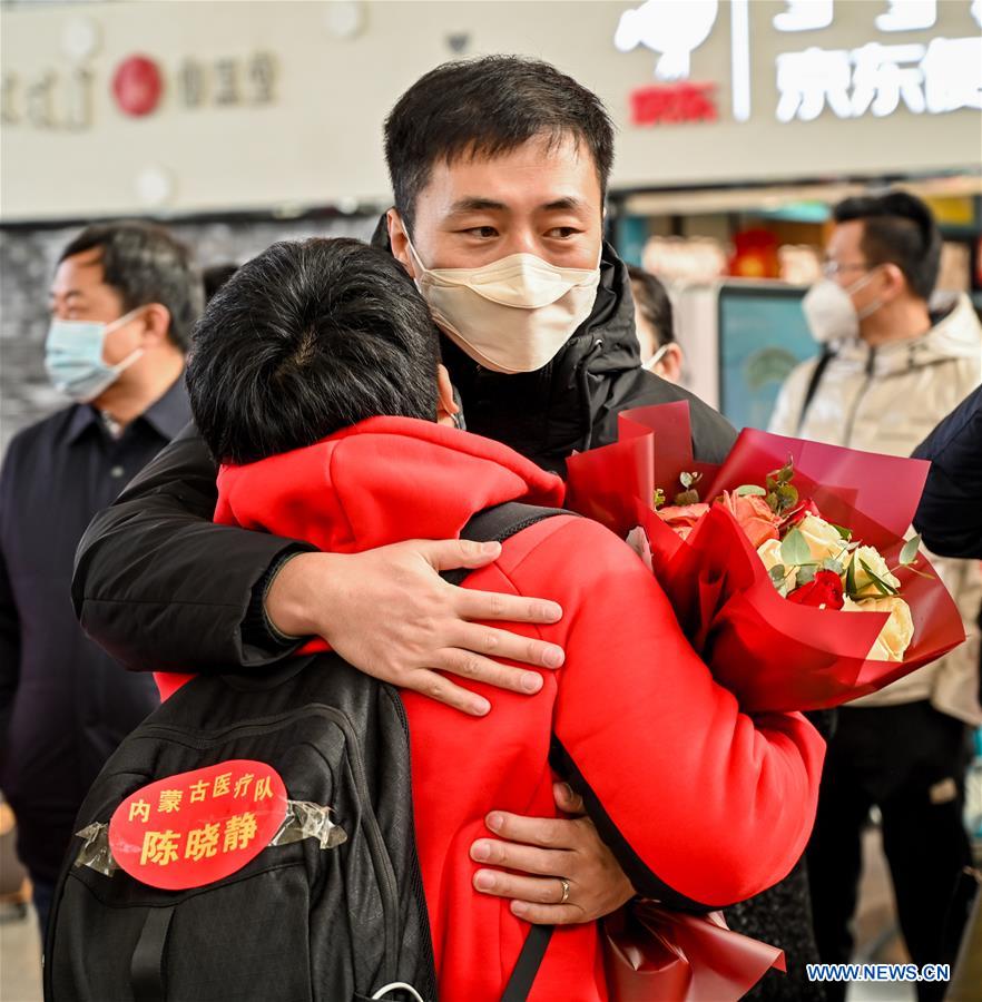 CHINA-MONGOLIA INTERIOR-CORONAVIRUS-EQUIPO MEDICO-AYUDA