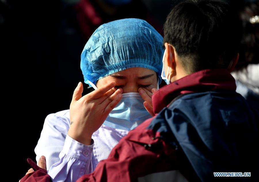 CHINA-XI'AN-CORONAVIRUS-EQUIPO MEDICO-AYUDA