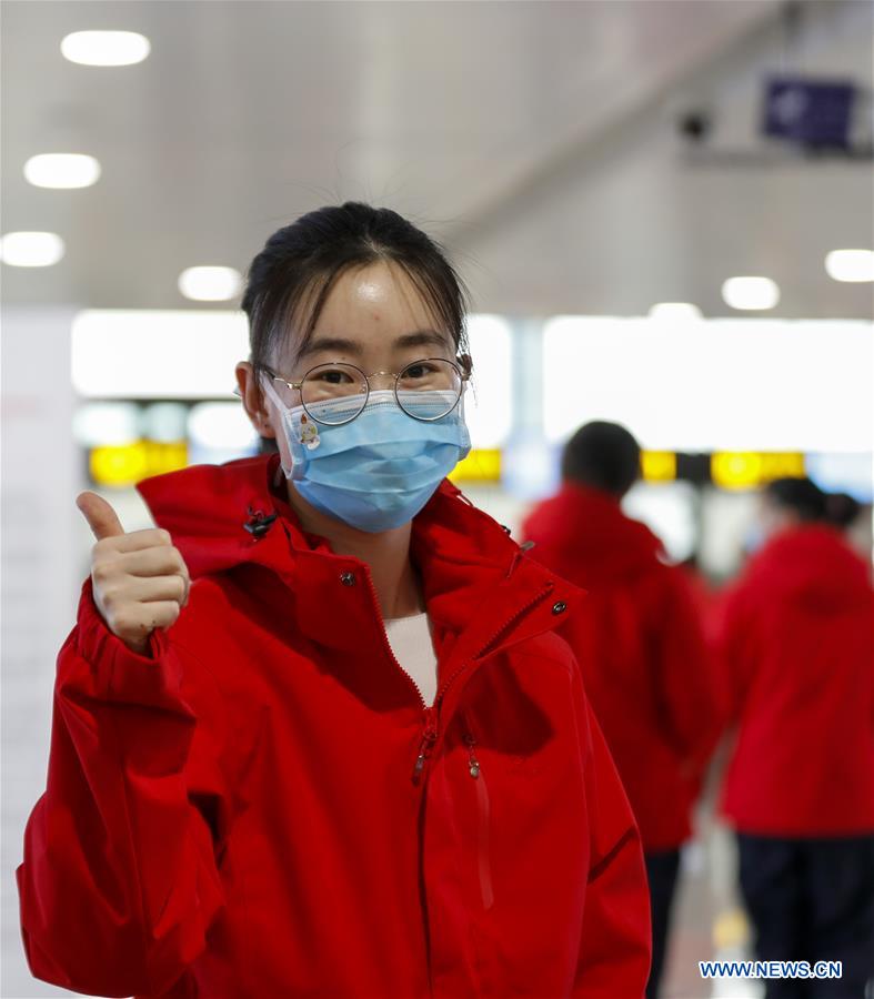 CHINA-CHONGQING-NUEVO CORONAVIRUS-EQUIPO MEDICO-AYUDA