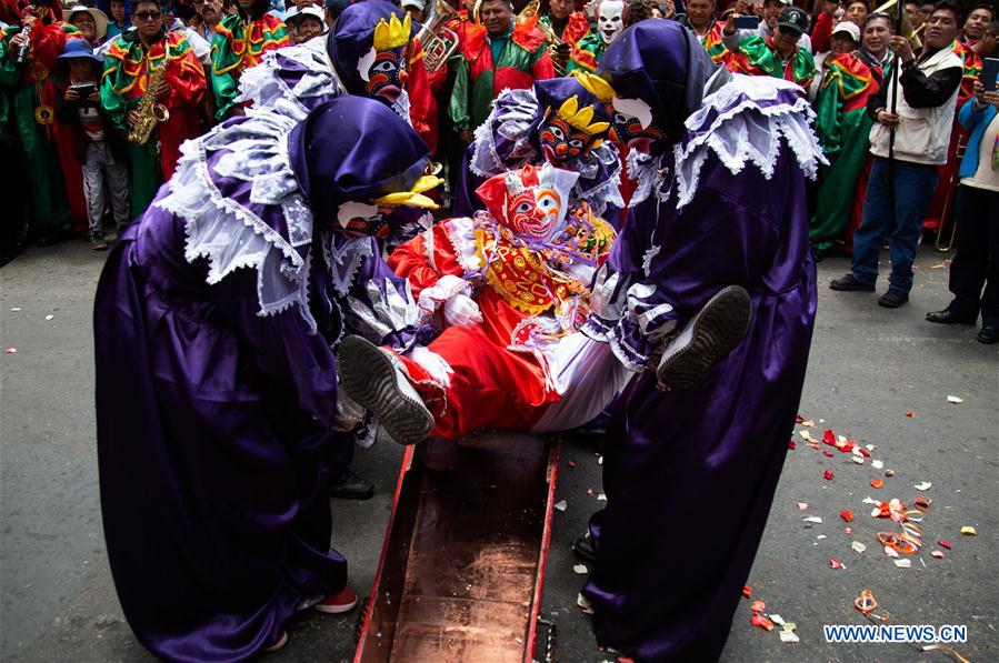 BOLIVIA-LA PAZ-CARNAVAL-ENTIERRO DEL PEPINO