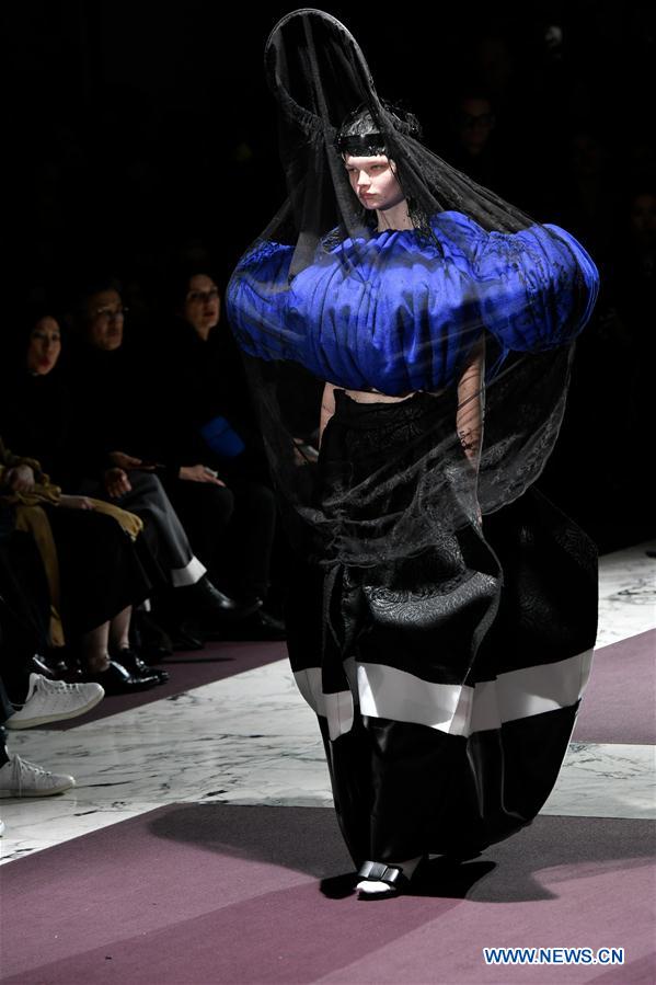 FRANCIA-PARIS-SEMANA DE LA MODA-COMME DES GARCONS