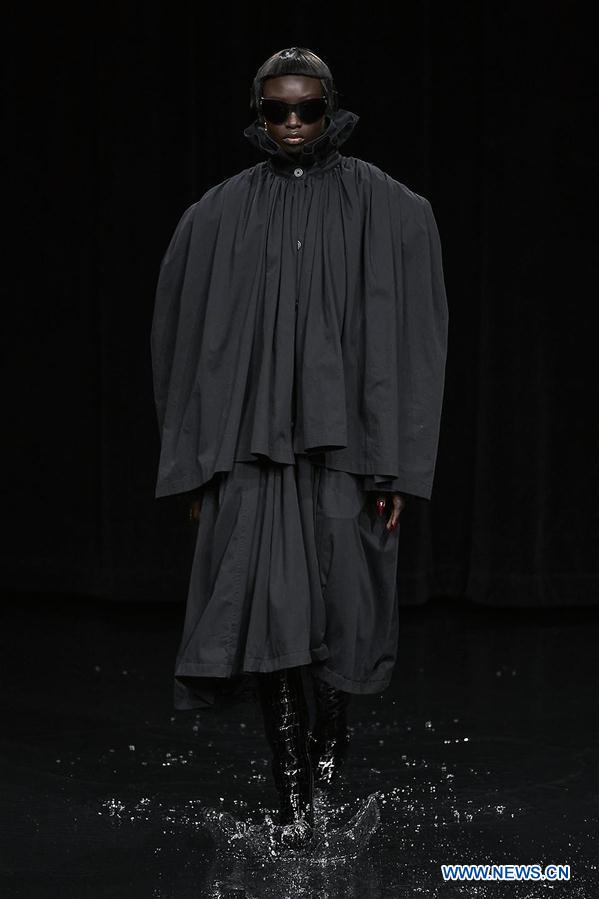 FRANCIA-PARIS-SEMANA DE LA MODA-BALENCIAGA