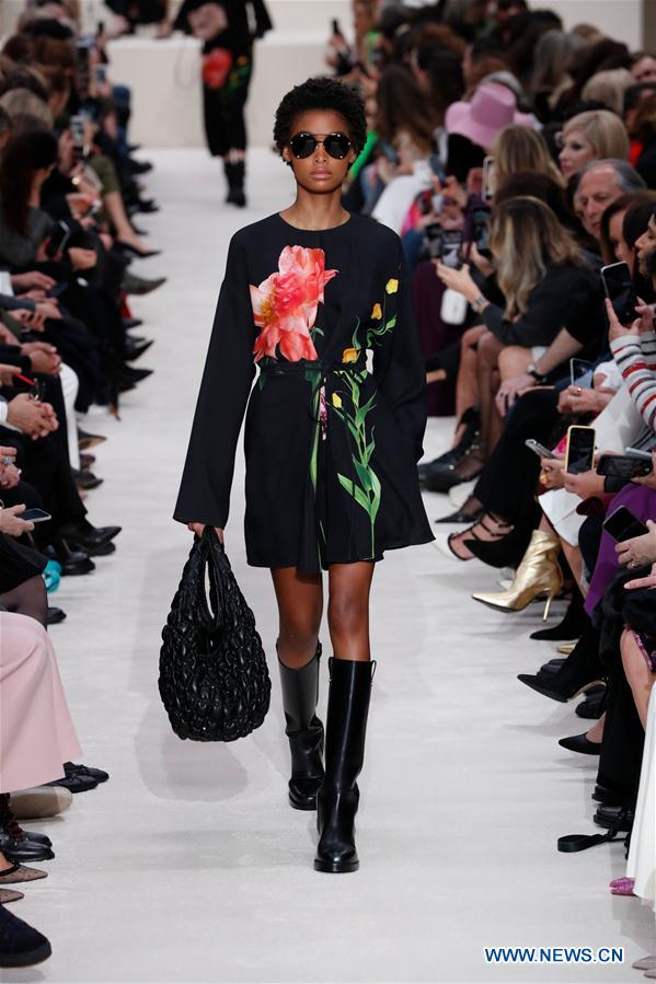 FRANCIA-PARIS-SEMANA DE LA MODA-VALENTINO