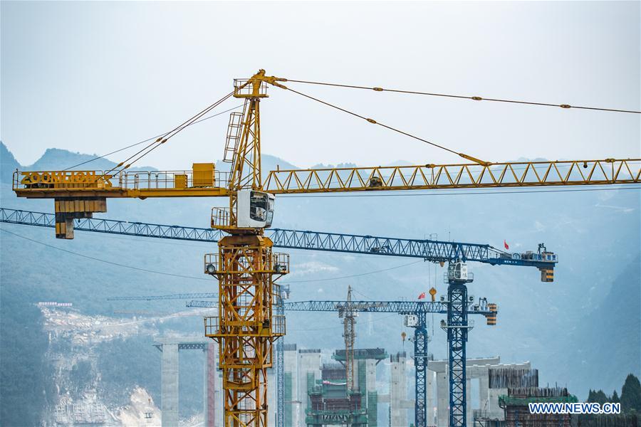 CHINA-GUIZHOU-ZUNYI-PUENTE-REANUDACION DE LA CONSTRUCCION