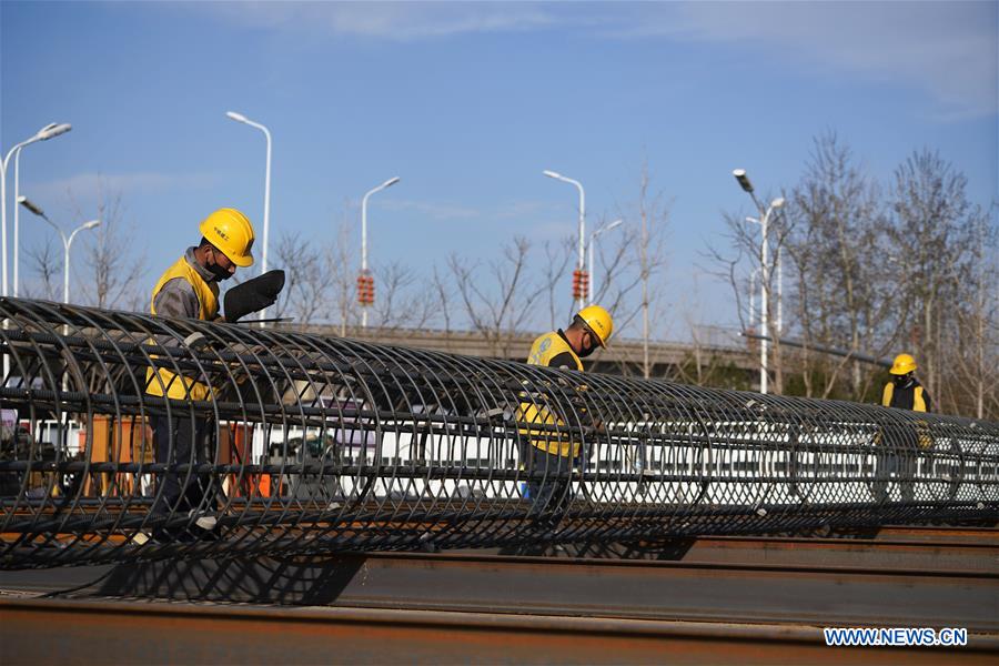 CHINA-BEIJING-CENTRO DE TRANSPORTE-CONSTRUCCION-REANUDACION