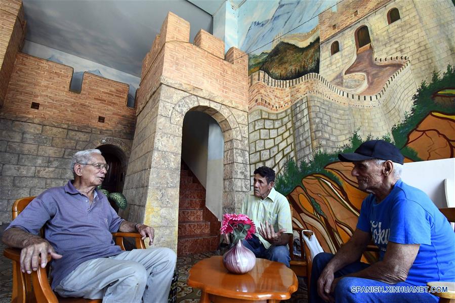 CUBA-CIEGO DE AVILA-CHINA-SOCIEDAD