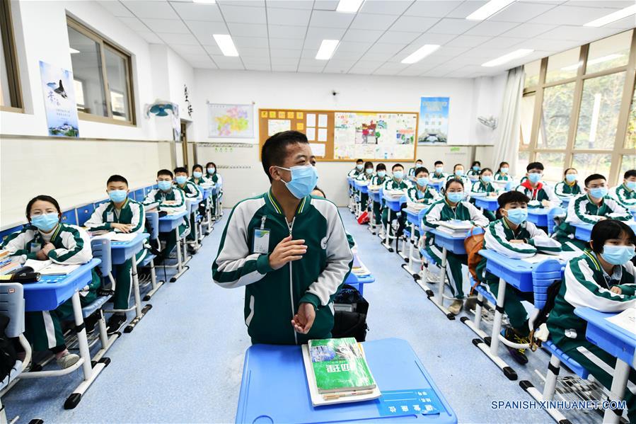 CHINA-GUIZHOU-ESTUDIANTES-REANUDACION DE CLASES