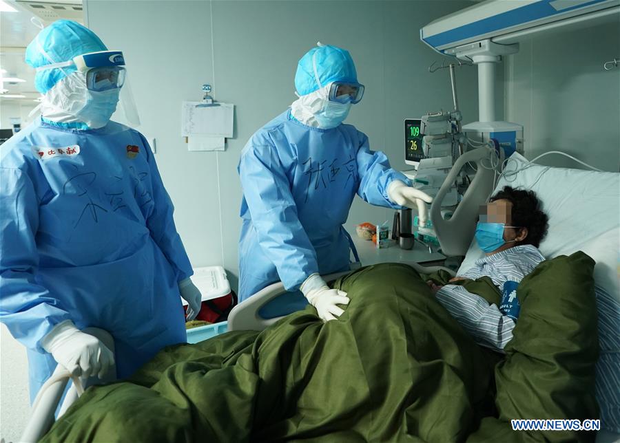 CHINA-WUHAN-HOSPITAL HUOSHENSHAN-UNIDAD DE CUIDADOS INTENSIVOS