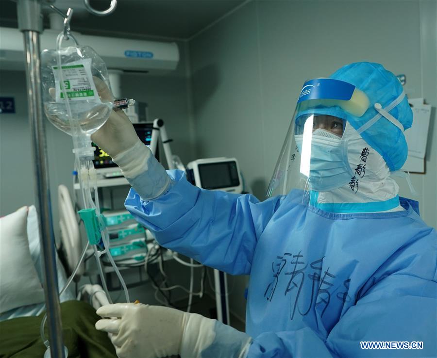 CHINA-WUHAN-HOSPITAL HUOSHENSHAN-UNIDAD DE CUIDADOS INTENSIVOS