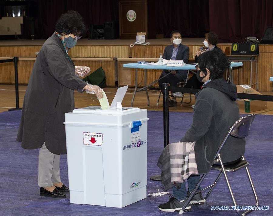 REPUBLICA DE COREA-SEUL-COVID-19-ELECCIONES PARLAMENTARIAS