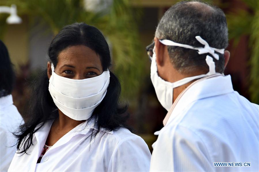 CUBA-HABANA-MEDICOS-COVID-19