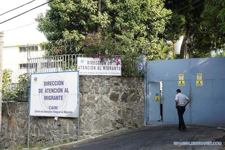 EL SALVADOR-SAN SALVADOR-COVID-19