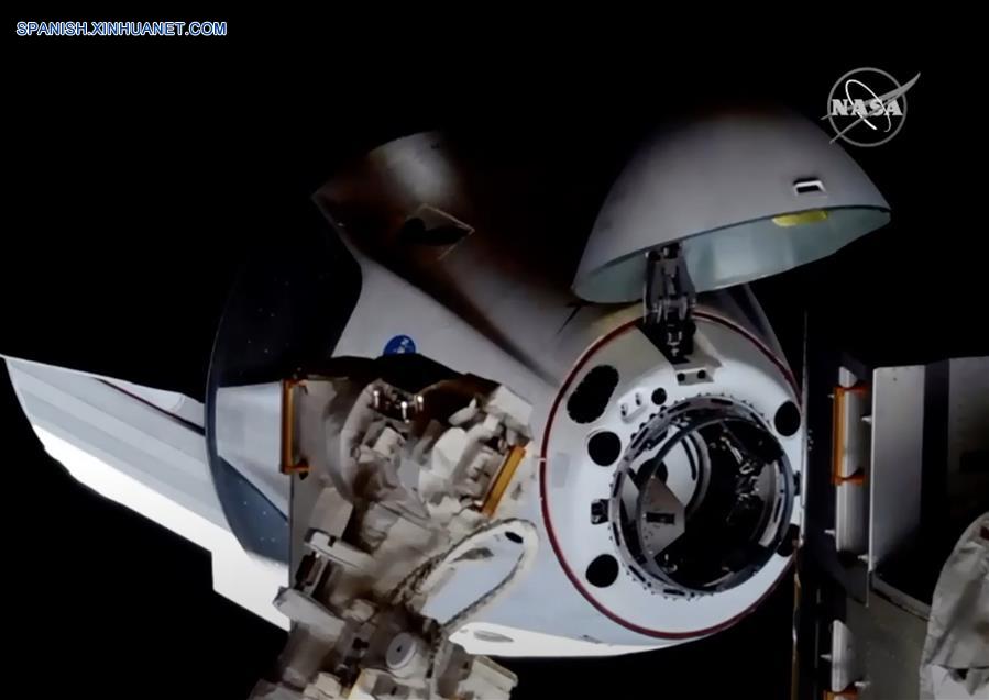 EEUU-SPACEX-CREW DRAGON-EEI-ACOPLAMIENTO