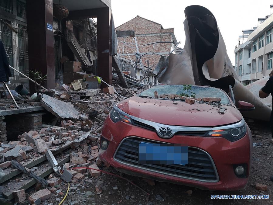CHINA-ZHEJIANG-CAMION CISTERNA-EXPLOSION