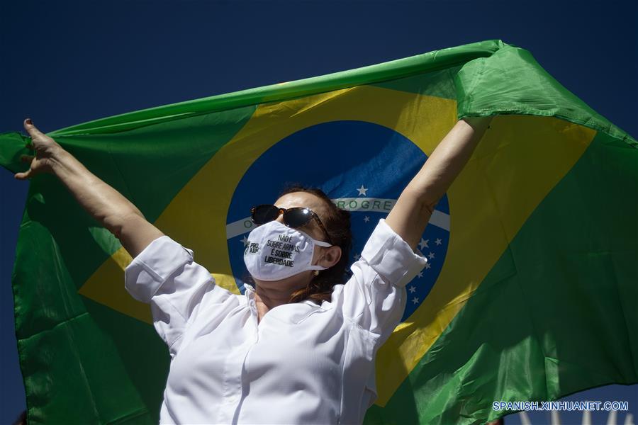 BRASIL-BRASILIA-COVID-19