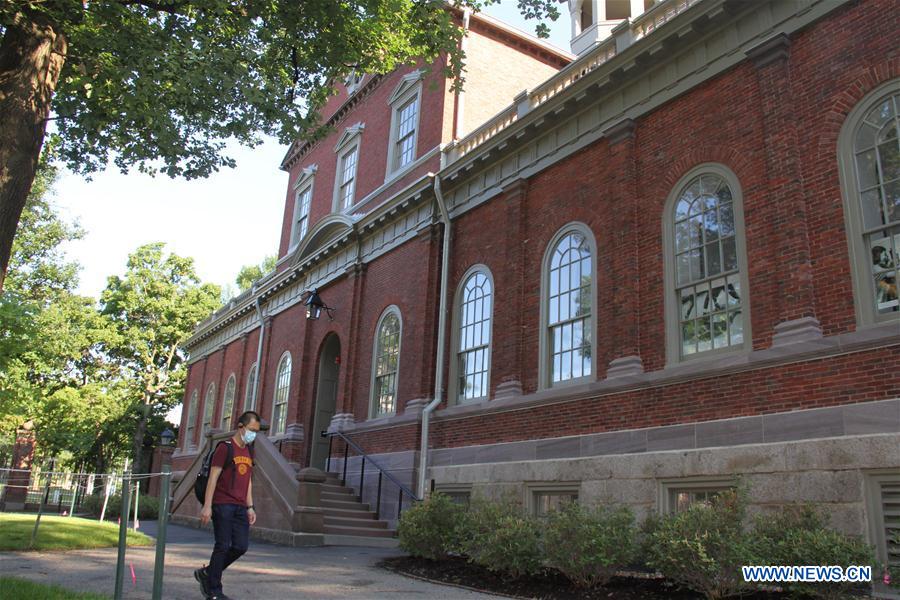 EEUU-CAMBRIDGE-UNIVERSIDAD DE HARVARD-NORMA SOBRE ESTUDIANTES EXTRANJEROS