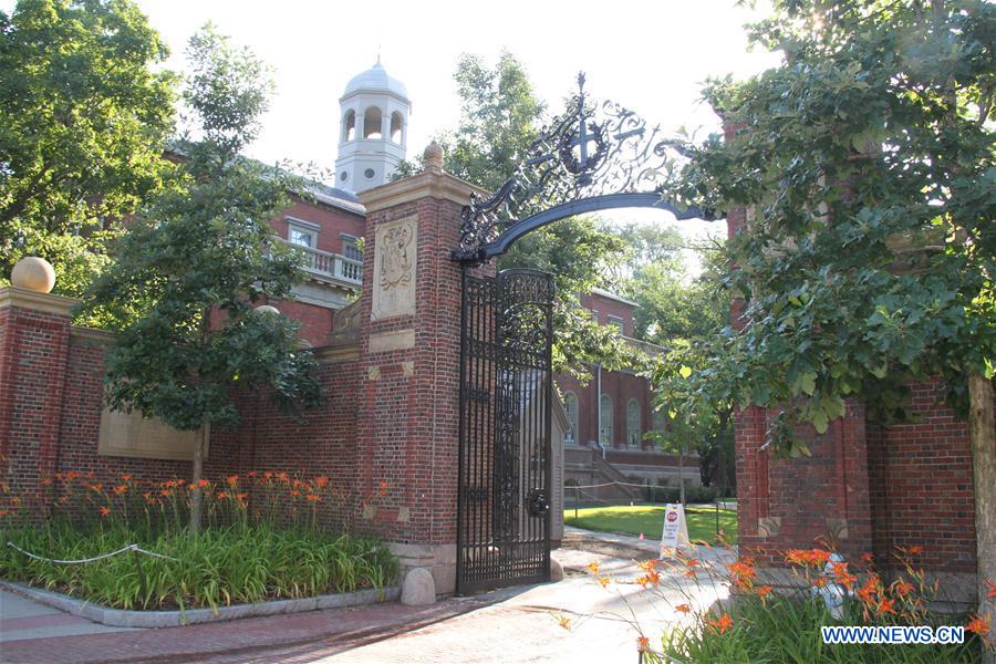 EEUU-CAMBRIDGE-UNIVERSIDAD DE HARVARD-NORMA SOBRE ESTUDIANTES EXTRANJEROS