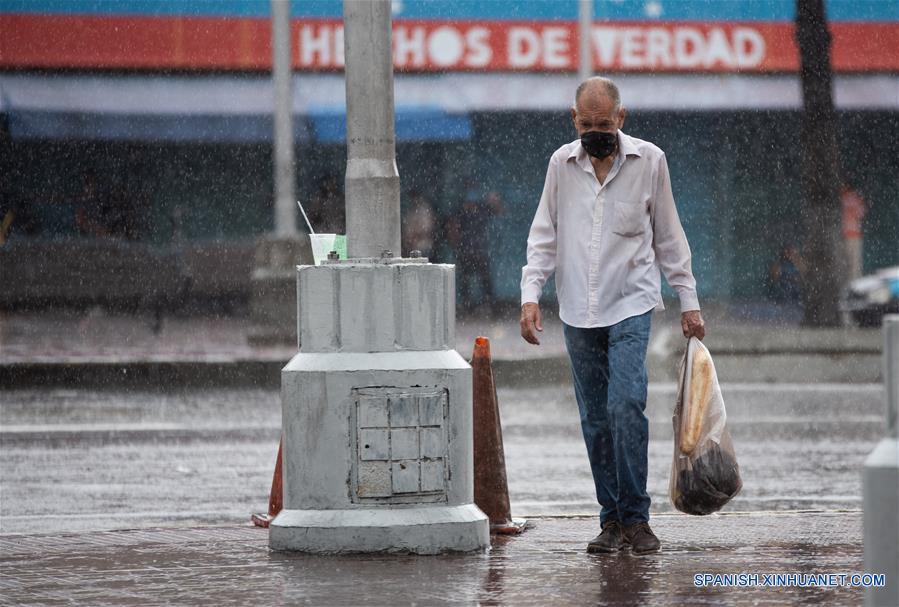 VENEZUELA-CARACAS-COVID-19