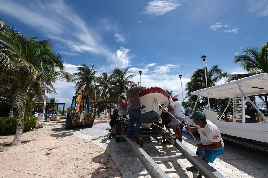 MEXICO-PUERTO MORELOS-HURACAN