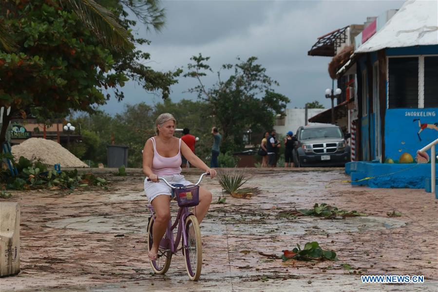 MEXICO-PUERTO MORELOS-HURACAN DELTA