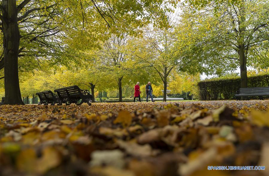 REINO UNIDO-LONDRES-OTOÑO