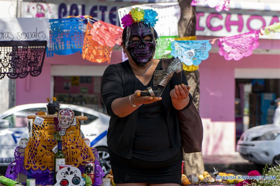 MEXICO-CIUDAD DE MEXICO-DIA DE MUERTOS