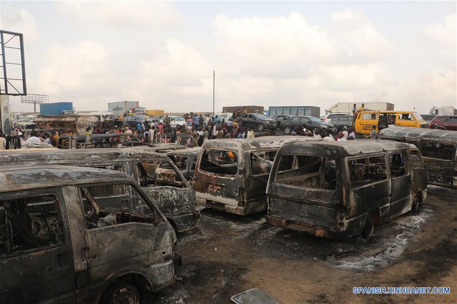 NIGERIA-LAGOS-EXPLOSION DE CAMION CISTERNA
