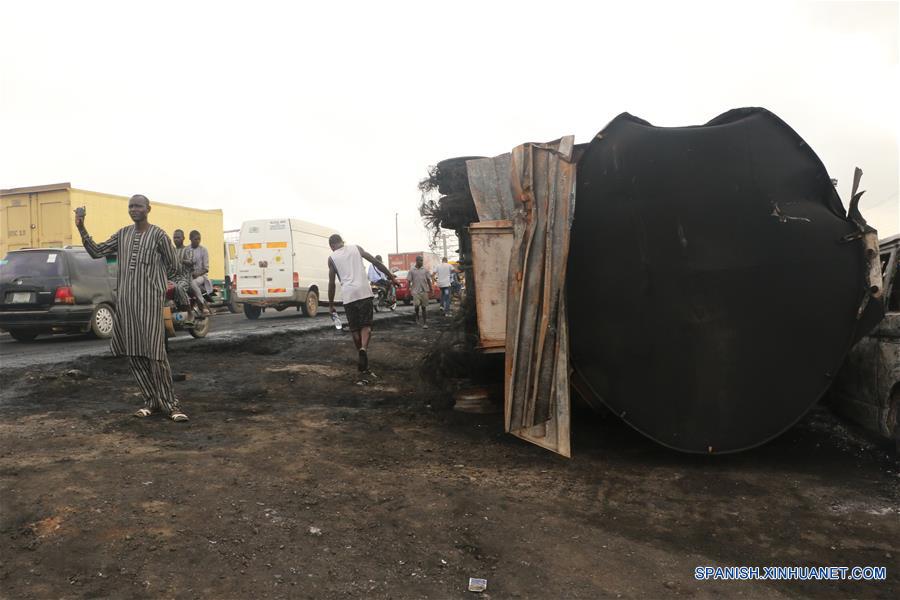 NIGERIA-LAGOS-EXPLOSION DE CAMION CISTERNA